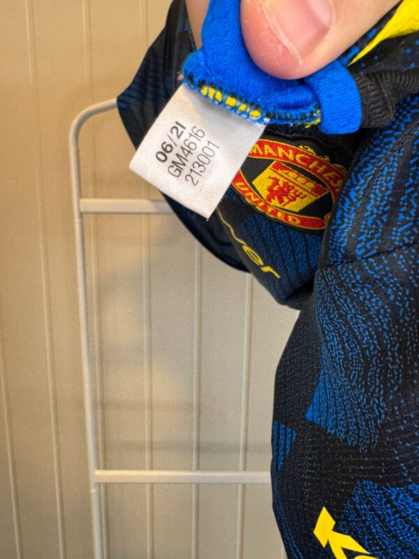 2021/22 Manchester United Tredjedrakt Ronaldo Fotballdrakt – (M) 9/10 - Bilde 3